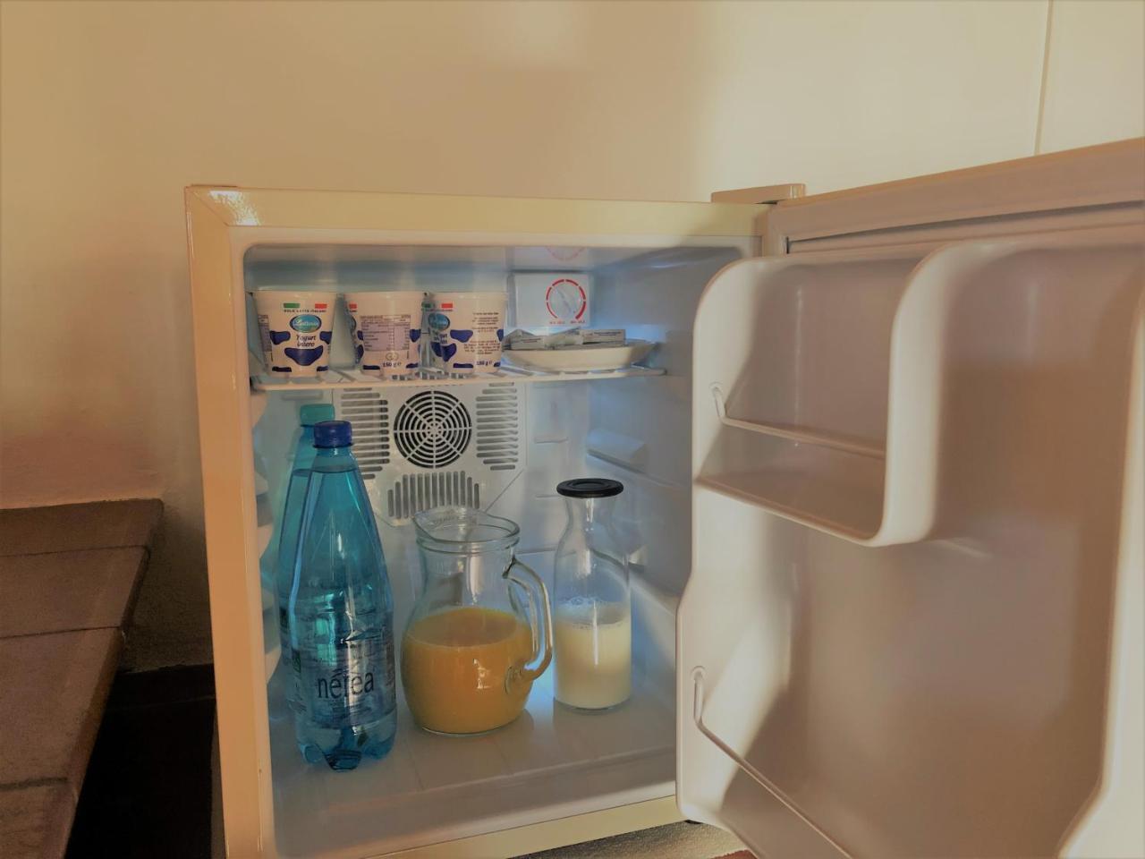 Il Contado -Room And Breakfast- 卡斯泰凡艾米利亚 外观 照片